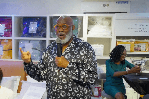 Richard Mofe-Damijo speaking at the E'Sorae Home anniversary
